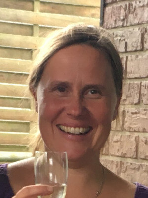 Christin R.